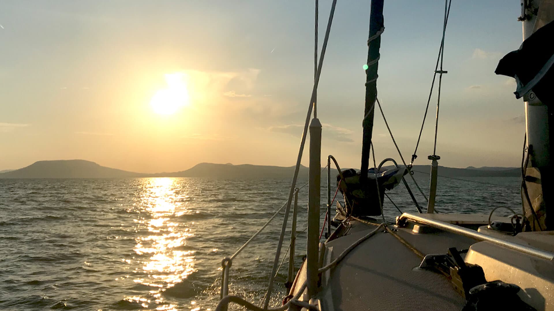A sunset at a Dehler Delanta 1976 Nati